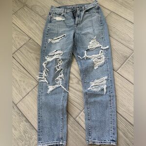 American Eagle mom jeans